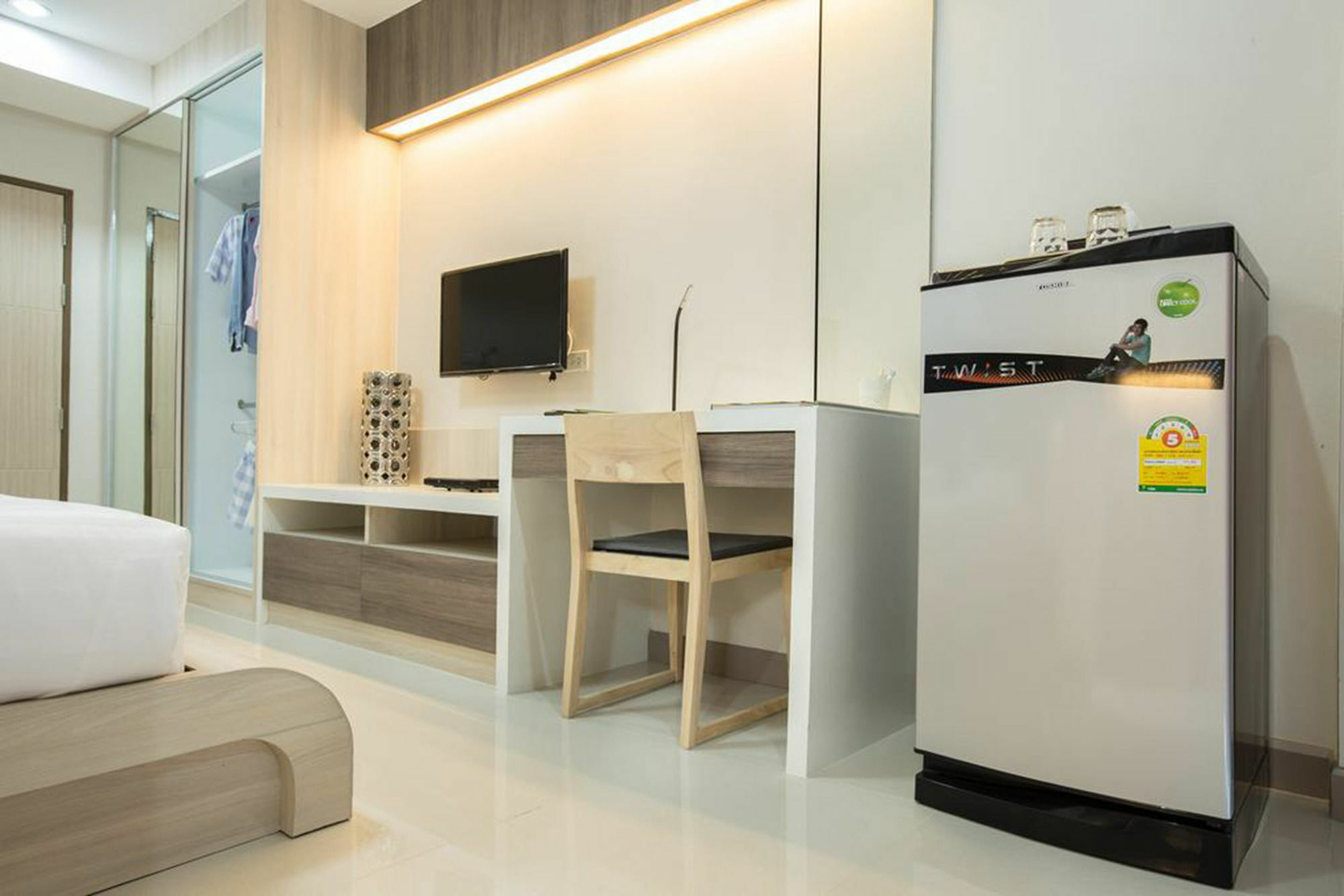 Central Place Serviced Apartment Angsila Chonburi Exterior photo
